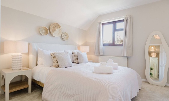 Woodstock Apartment | Beautiful 4 Bedroom Cotswolds Home near Woodstock