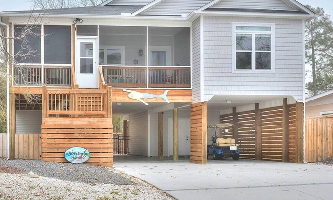 Tranquil Harbour House | Beautiful-4BR/3BA Home w/ Foosball,Air Hockey,Golf Cart Rental,Bicycles,Sleeps10