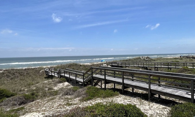 Fernandina Beach House | Beautiful 5 Bedroom Fully Renovated Beach Front Home!
