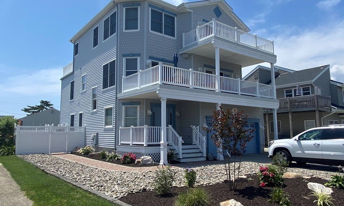 Brigantine House | Beautiful 5 BR/4 BA Beach Home W/Pool-150 Yards to Beach!