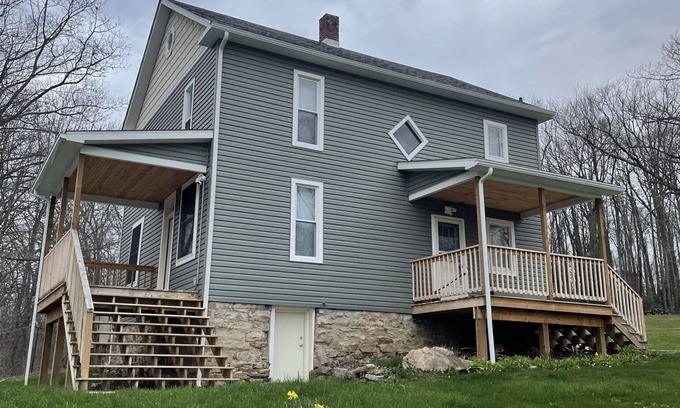 Jefferson Township House | Beautiful 5br home - close to ski resorts!
