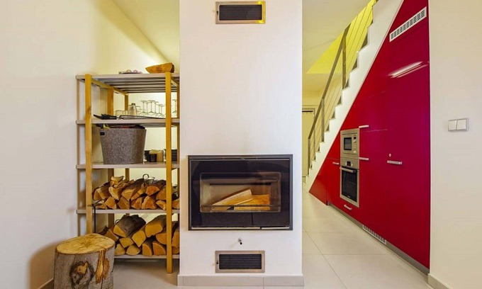 Loucna Pod Klinovcem Apartment | Beautiful apartment for 6 people with WIFI, TV, terrace, pets allowed, panoramic view and parking