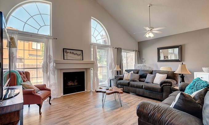 Meridian House | Beautiful and Peaceful Home in the Heart of Meridian