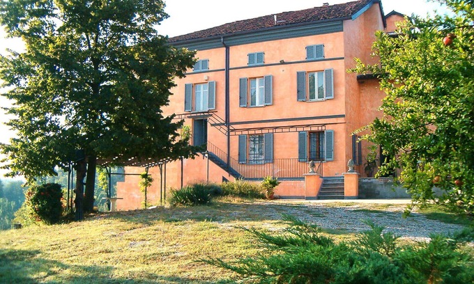 Rocca D'Arazzo Apartment | Beautiful apartment for 4 people with WIFI and terrace
