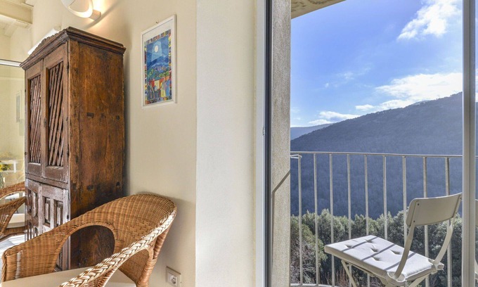 Marciana Apartment | Beautiful apartment for 2 guests with A/C, WIFI, balcony and pets allowed