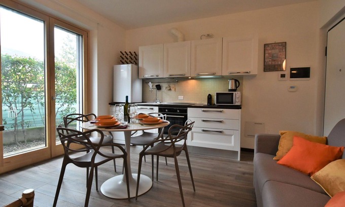 Morbegno Apartment | Beautiful apartment for 4 guests with WIFI, A/C, TV and pets allowed
