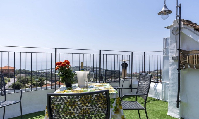 Terzorio Apartment | Beautiful apartment for 6 guests with WIFI, A/C, terrace and parking