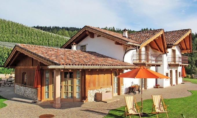 Coredo Apartment | Beautiful apartment for 8 people with WIFI, TV, terrace and pets allowed