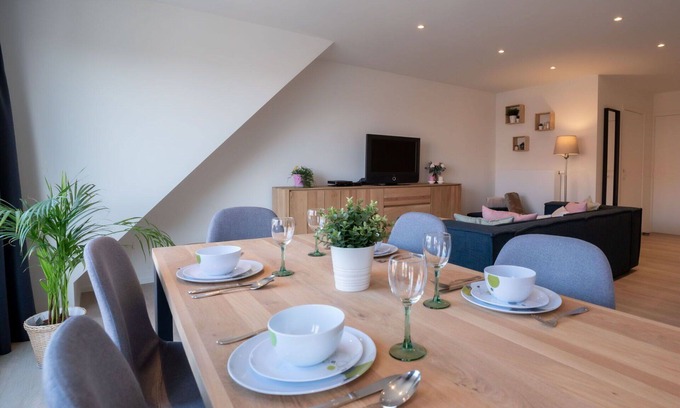 Bredene Apartment | Beautiful apartment for 4 guests with WIFI and TV