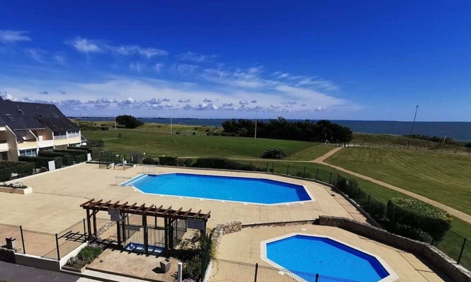 Damgan Apartment | Beautiful apartment for 4 guests with WIFI, pool, TV and parking