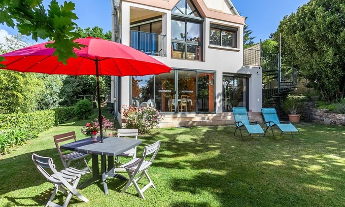 Daoulas Apartment | Beautiful apartment for 2 guests with WIFI, TV and pets allowed