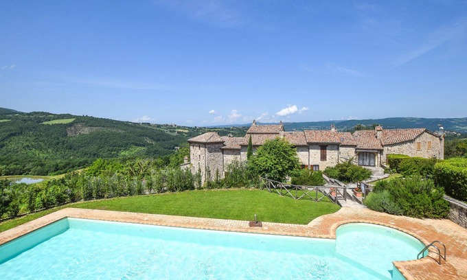 Izzalini Apartment | Beautiful apartment in Izzalini