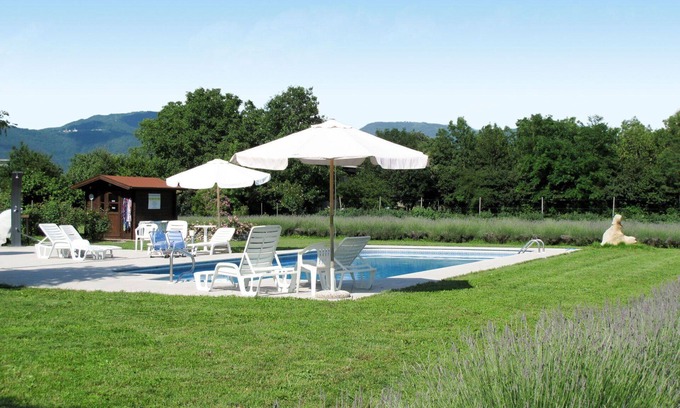 Povoletto House | Beautiful apartment in villa for 4 guests with A/C, WIFI, pool, TV, terrace and parking