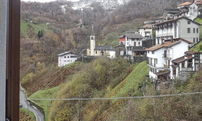 Valstrona Apartment | Beautiful apartment in Sambughetto