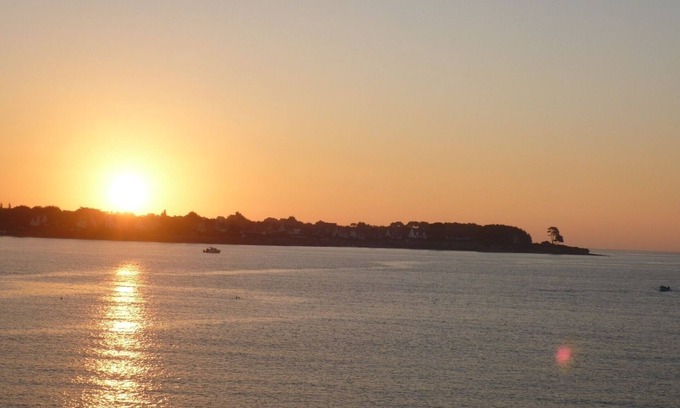 Combrit Apartment | Beautiful apartment with garden facing the sea: exceptional view