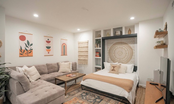 Nashville House | Beautiful Basement Home Downtown Nashville area