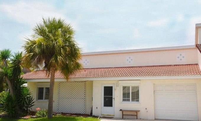 Port Canaveral House | Beautiful Beach Townhouse getaway