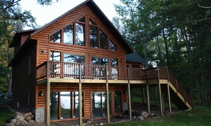 Birchwood Cabin | Beautiful Birchwood Lake Cabin; Awesome Fishing & Sunsets, plus game room!