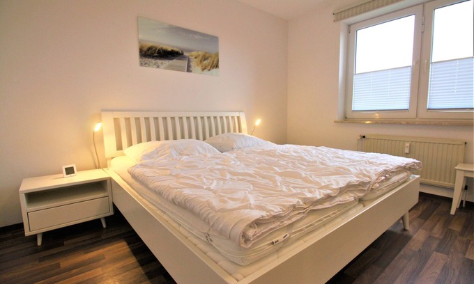 Duhnen Apartment | Beautiful, bright vacation apartment with swimming pool, Residence Kormoran15