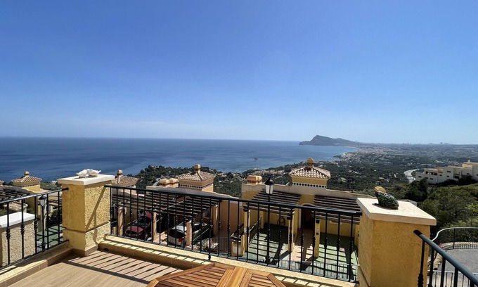 Altea la Vella House | BEAUTIFUL BUNGALOW WITH SEA VIEWS