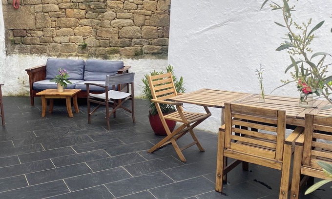 La Trinite-sur-Mer House | Beautiful captain's house in La Trinité sur Mer center bourg 8 sleeps