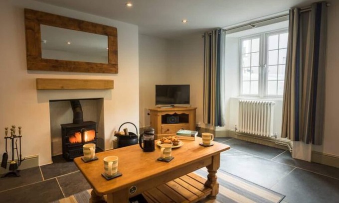 Bishops Tawton Cottage | Beautiful Character Cottage in charming village