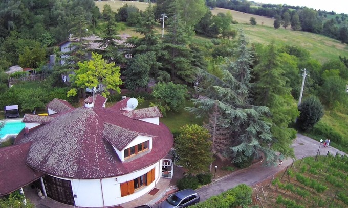 Sant'Agata Feltria Villa | Beautiful circular House / Villa in a traditional Italian mountain village