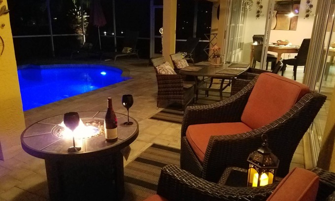 Pelican House | Beautiful & Cozy SW Private Villa Home with Gulf access/Heated private pool