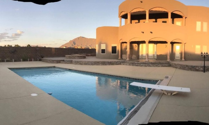 Northeast Heights House | Beautiful Custom Tuscan 3,000 Sq/ft Home W/Pool