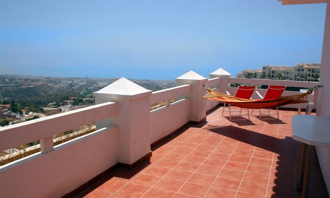 Rincon de la Victoria Apartment | beautiful apartment, big terrace with stunning sea and mountainviews, summerpool