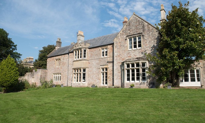 Dinder House | Beautiful family sized cottage close to Wells.