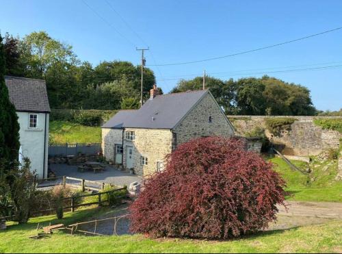 Cowbridge House | Beautiful Farm House in Idyllic location