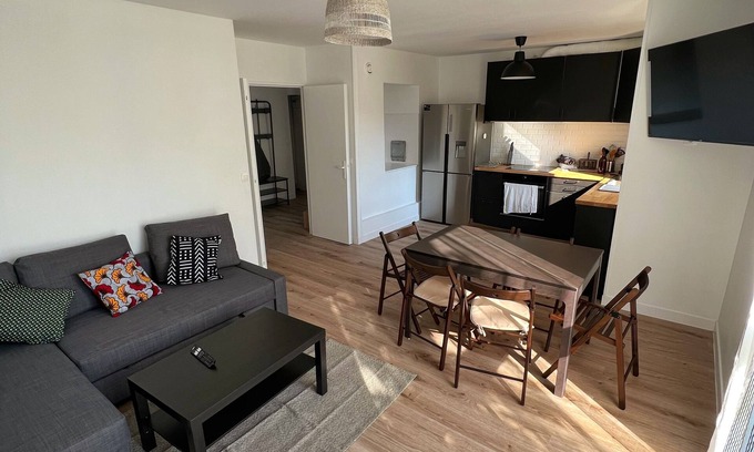 Maisons-Alfort Apartment | Beautiful flat (10 min to Paris center by metro 8)