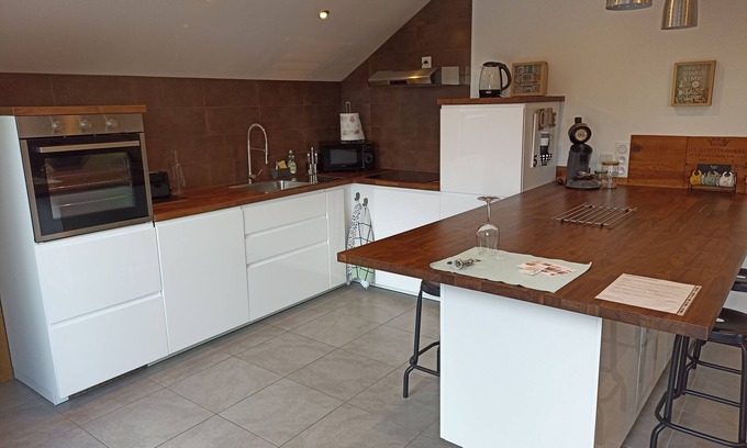 Saint-Thibaud-de-Couz House | Beautiful new apartment in Chartreuse house