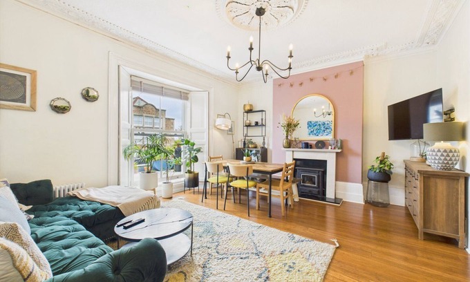 Mylor Churchtown Apartment | Beautiful Georgian Apartment | Near All Amenities