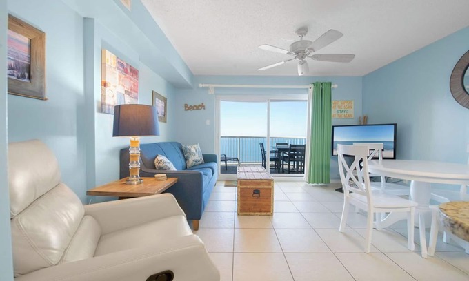 Gulf Shores Condo | Beautiful Gulf Front Condo ~ 1BR 2BA+Bunks ~ Keyless Entry ~ Royal Palms 1202