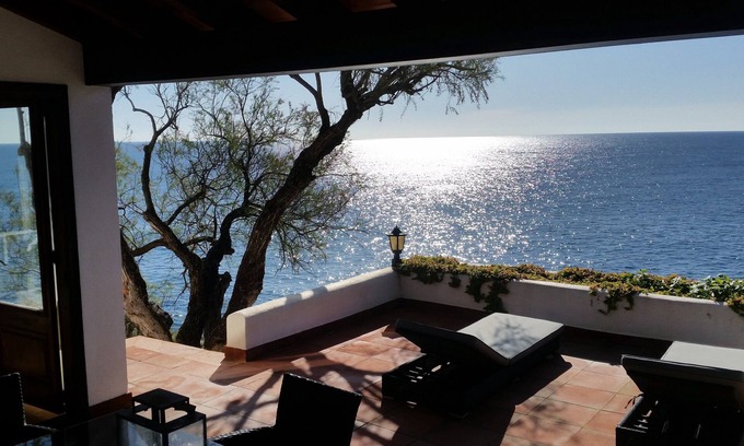 Porto Cristo Novo House | beautiful holiday house 1. Oceanfront oceanfront, gorgeous ocean views u guest house