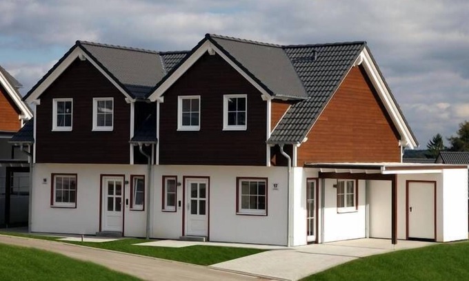 Drees House | Beautiful Holiday Home in Drees with Terrace and Garden