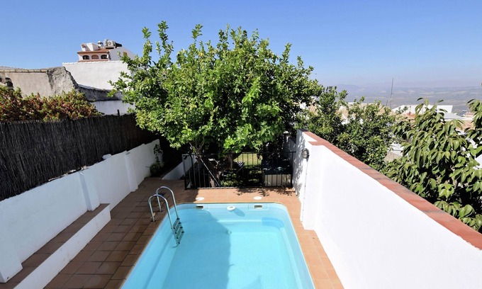 Rute House | Beautiful Holiday Home with Private Swimming Pool in Rute