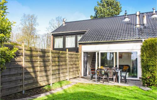 Bruinisse House | Beautiful Home In Bruinisse With Wifi