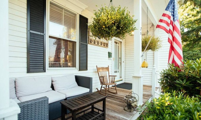 Falmouth House | Beautiful Home in Falmouth Village