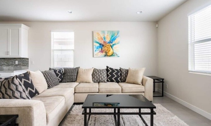 Laveen House | Beautiful Home in Phoenix
