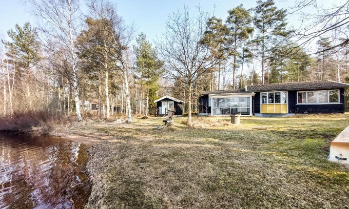 Hallaryd House | Beautiful Home In Vägla With Wifi