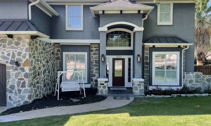 Lower Basin Lake Travis House | Beautiful Home with pool walking distance to Lake Austin 4 bedrooms