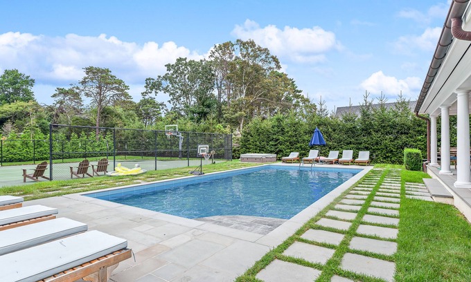 Shinnecock Hills House | Beautiful home with pool, tennis court, game room, central AC, & washer/dryer