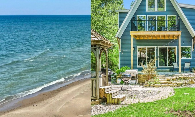 Glenn Haven Shores Cottage | Beautiful Lake Michigan view + Private beach