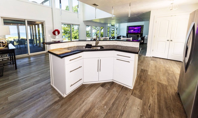 Glenn Haven Shores House | Beautiful Lakefront Home with Private Association Beach Access