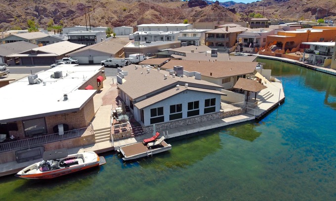 Moovalya Keys House | Beautiful Moovalya Keys Waterfront - 3 bed/3 bath with boat dock