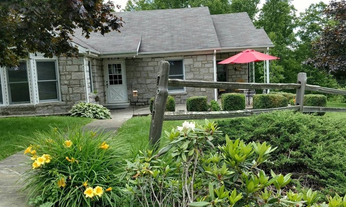 Boone House | Beautiful Mountain Home near ASU