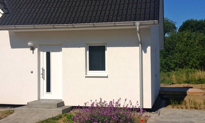 Patzig Apartment | Beautiful, natural flat with big terrace in the heart of the island of Rügen